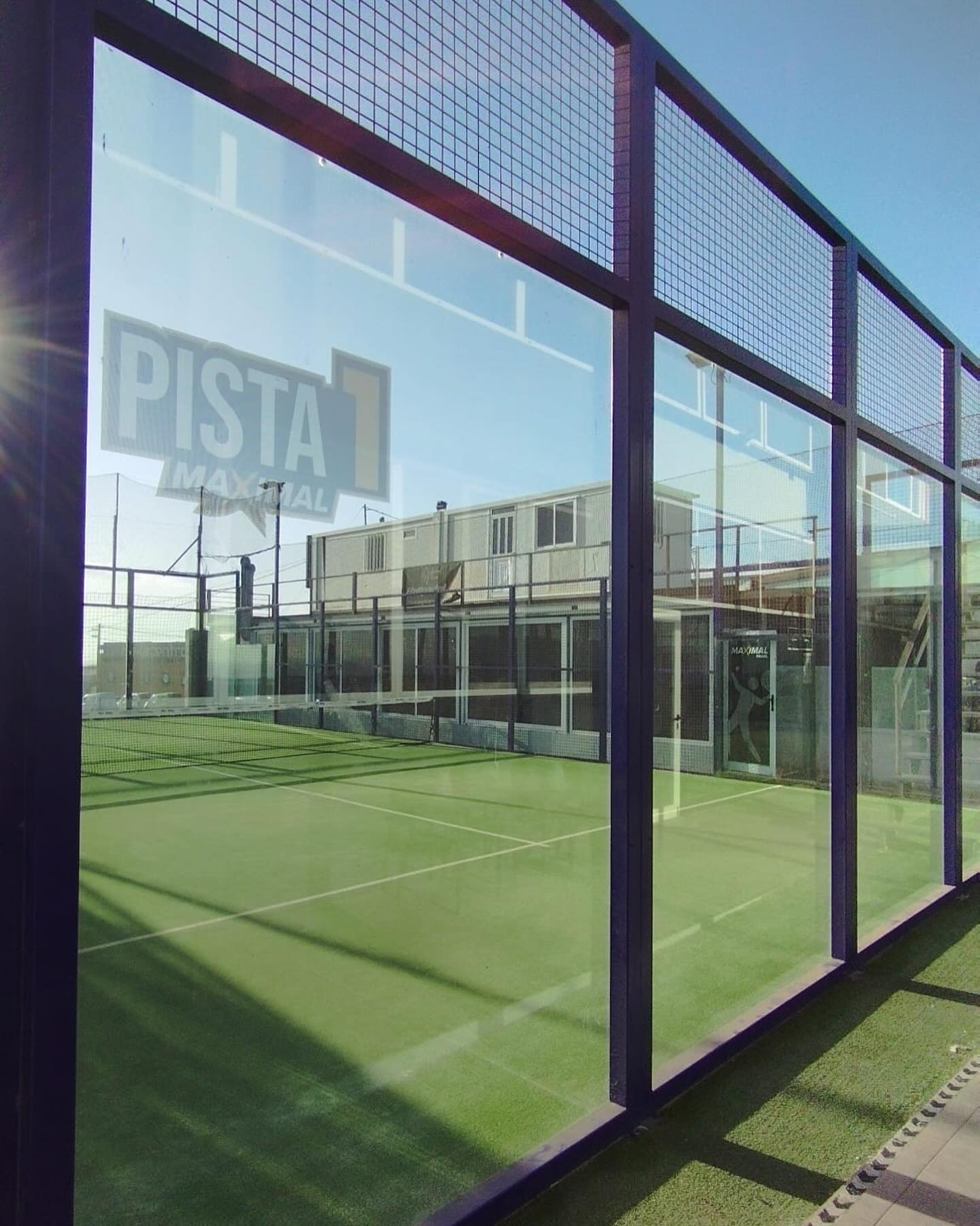 pista de pádel del clun maximal pádel